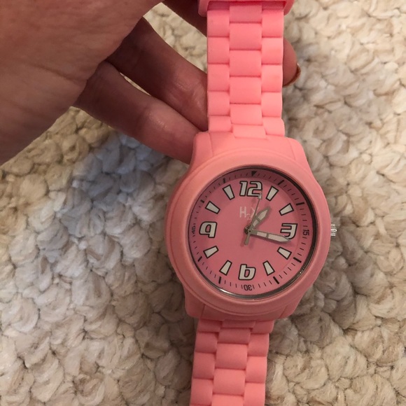 Pink Watch - Picture 4 of 5